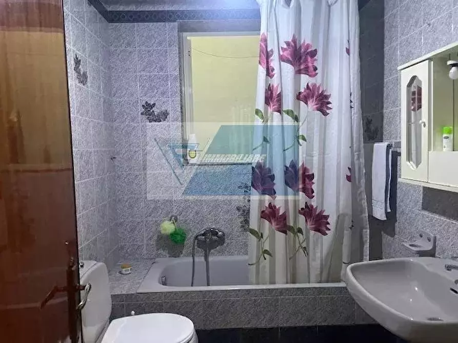 Immagine 13 di Casa trifamiliare in vendita  in Via Marconi a Buccheri