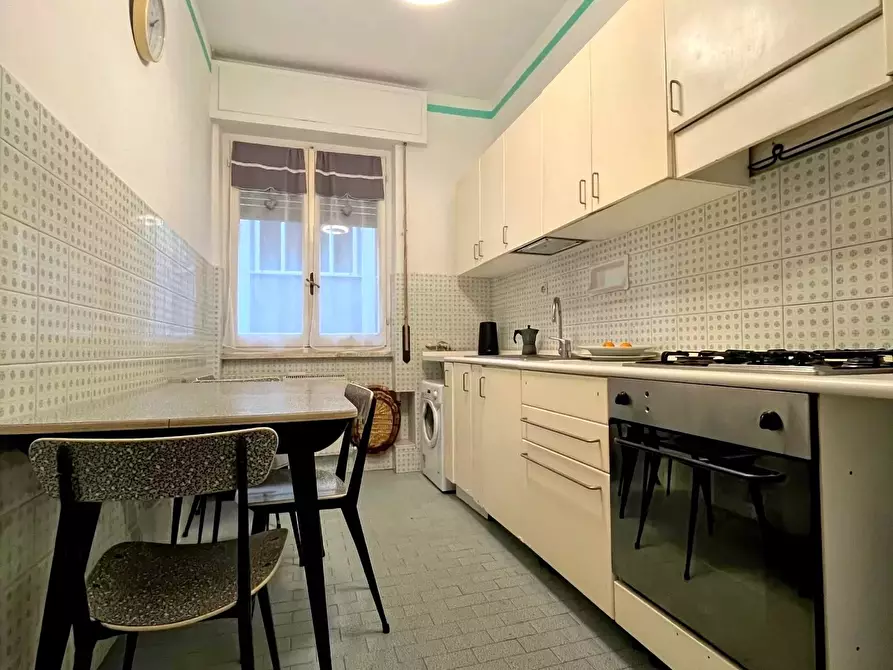 Immagine 5 di Casa trifamiliare in vendita  in Piazza Cavour a Chiavari