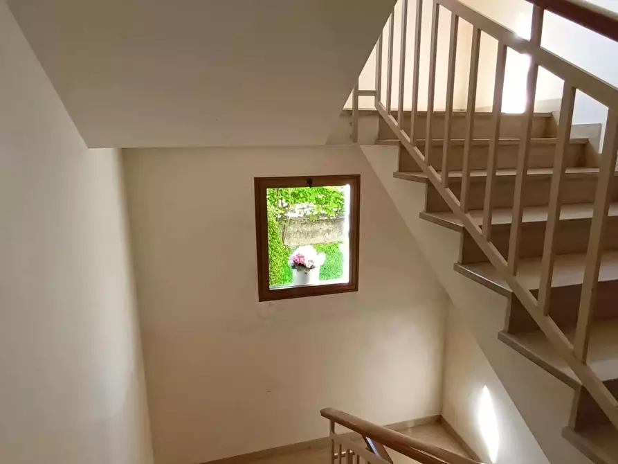 Immagine 27 di Casa trifamiliare in vendita  a Conegliano