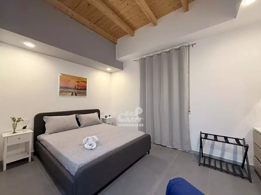 Immagine 13 di Casa trifamiliare in affitto  a Marsala