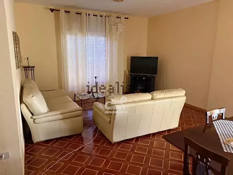 Immagine 2 di Casa trifamiliare in vendita  a Marsala