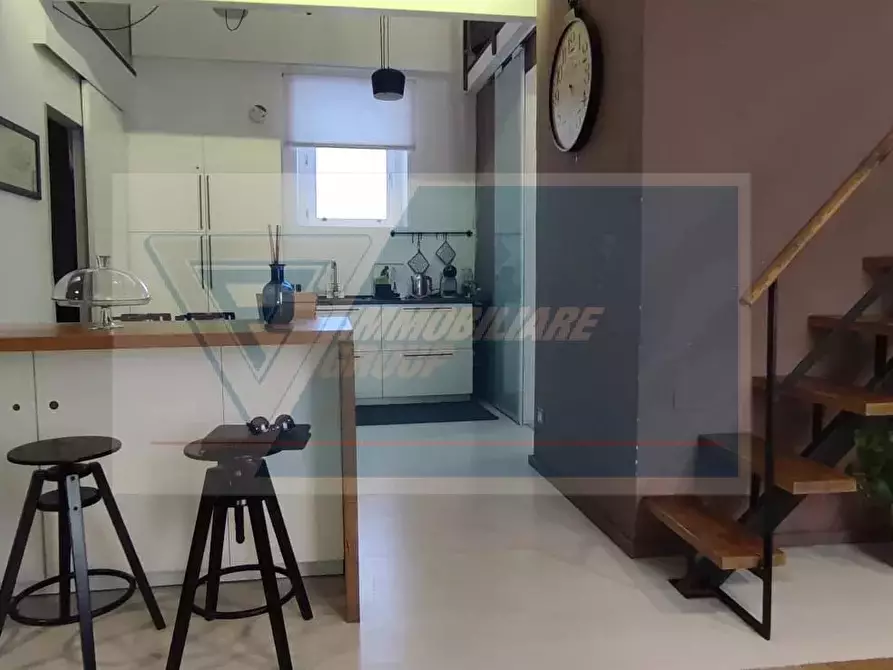 Immagine 1 di Casa trifamiliare in vendita  in Via Cavour a Siracusa