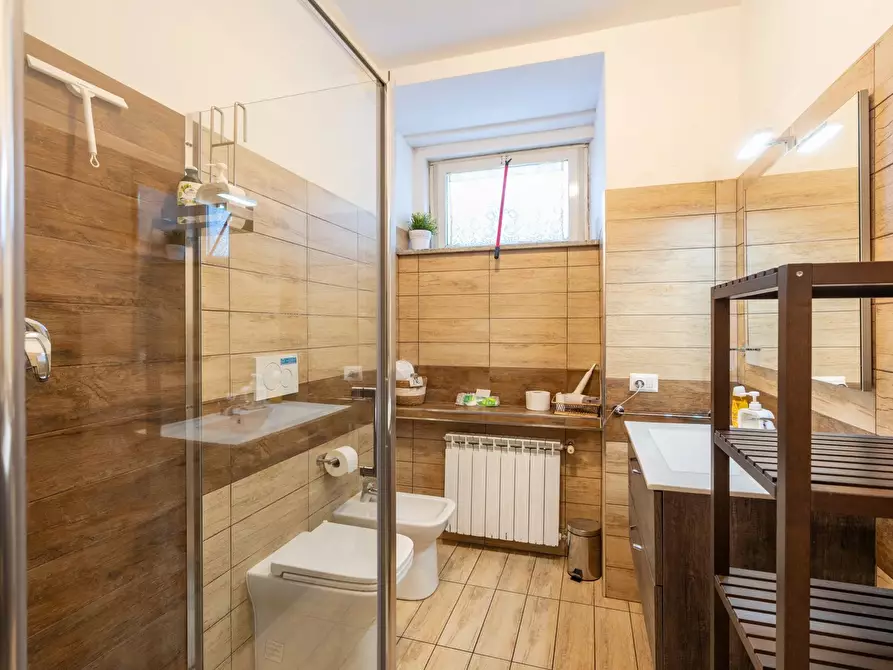 Immagine 37 di Casa trifamiliare in vendita  in Piazza Antonio Mancini, 4 a Roma