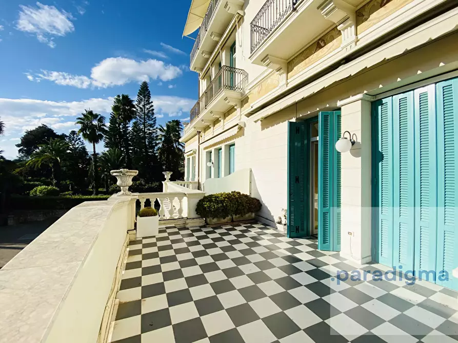 Immagine 3 di Casa trifamiliare in vendita  a Bordighera