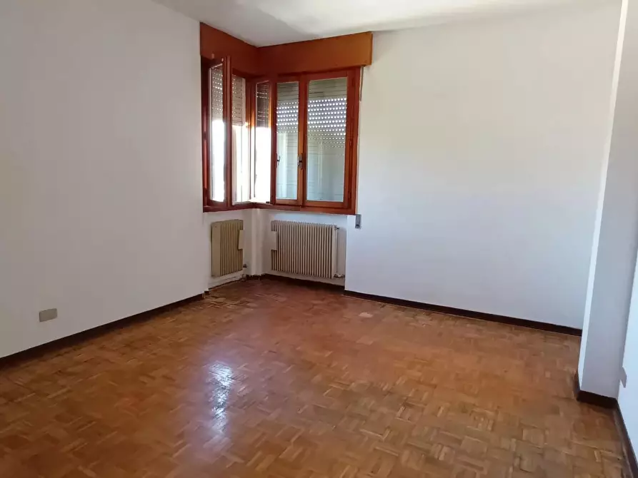 Immagine 9 di Casa trifamiliare in vendita  a Conegliano