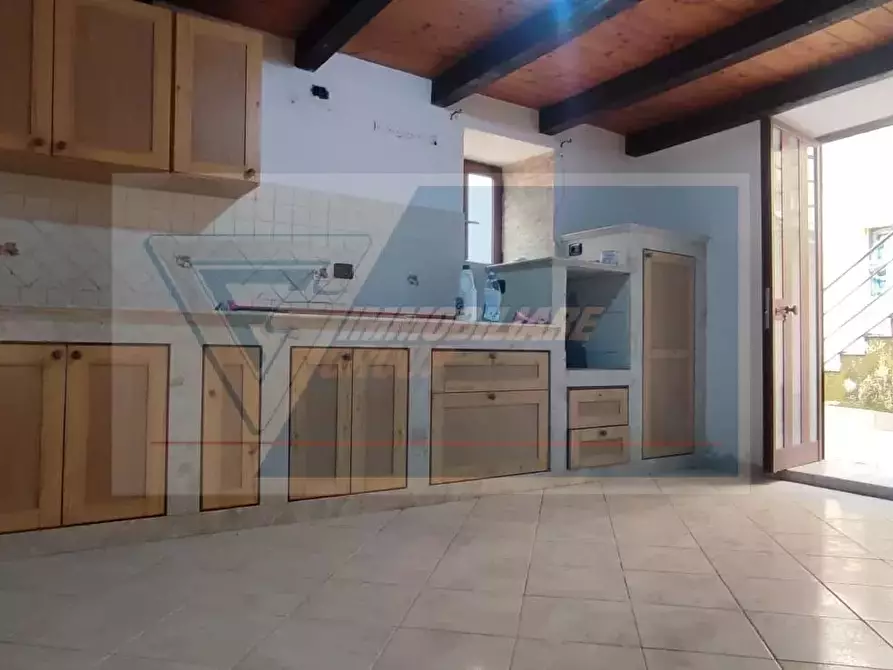 Immagine 1 di Casa trifamiliare in vendita  in Via Re Ierone II a Siracusa