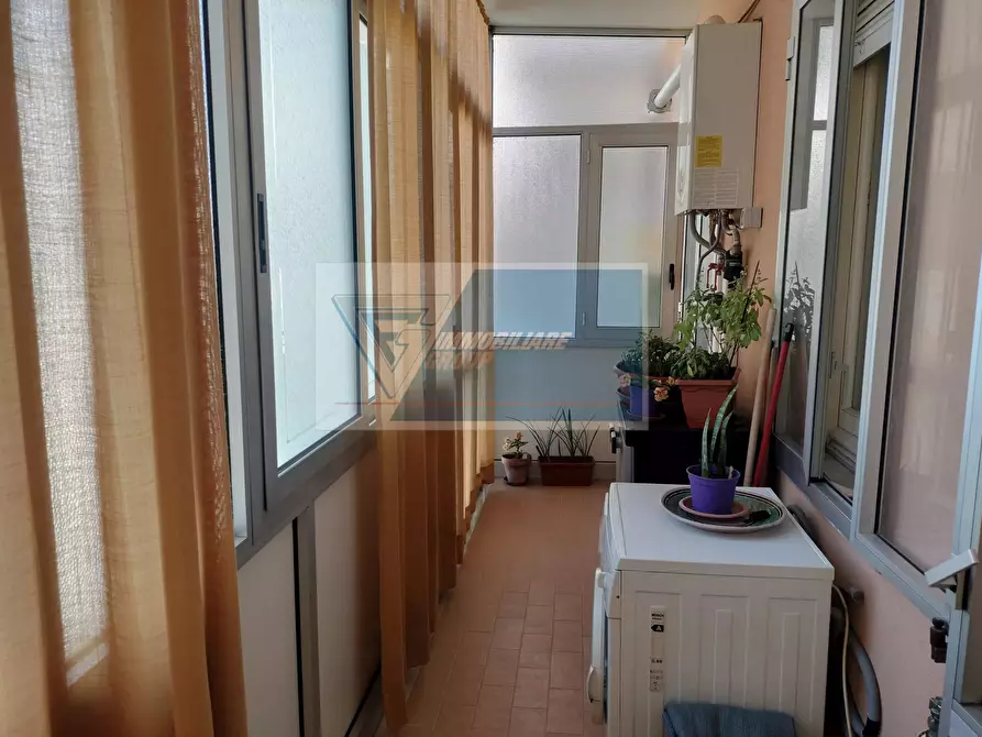 Immagine 9 di Casa trifamiliare in vendita  in Viale Dei Comuni a Siracusa