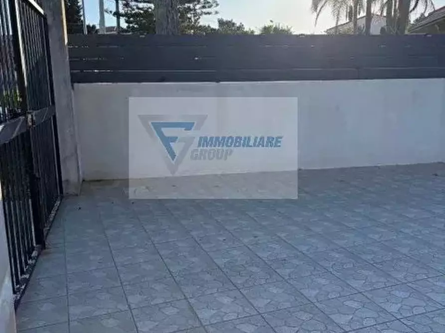 Immagine 4 di Casa trifamiliare in vendita  in Via Brancati a Buccheri