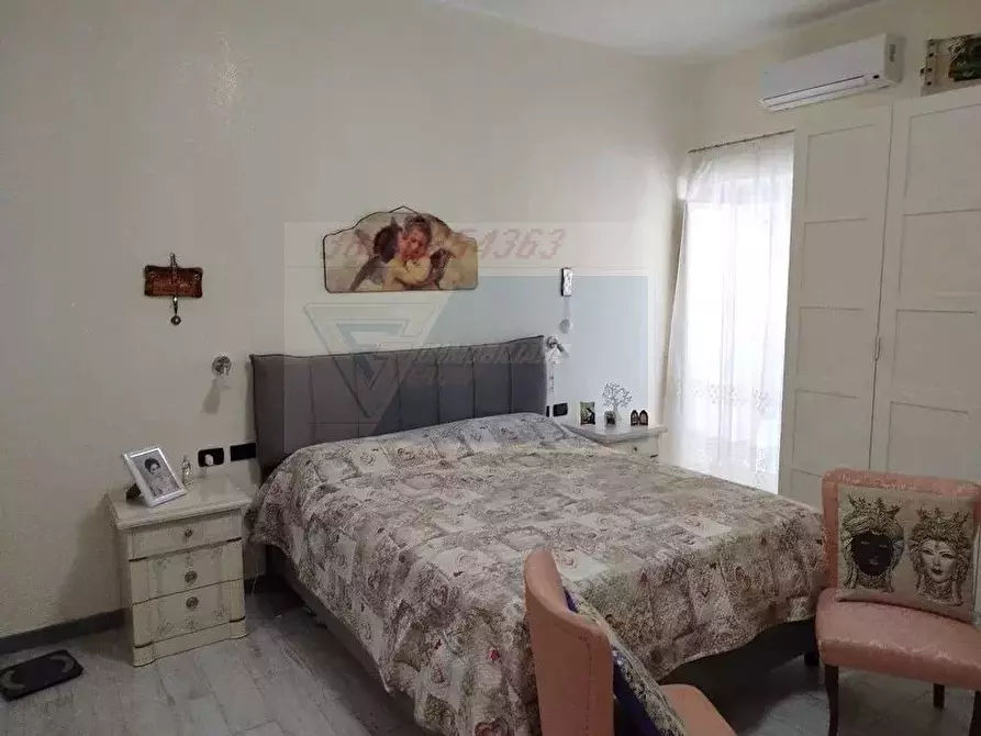 Immagine 3 di Casa trifamiliare in vendita  in Via Magnisi a Buccheri