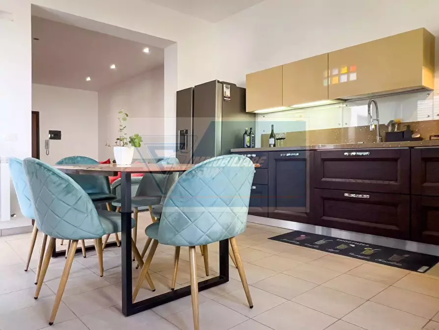 Immagine 12 di Casa trifamiliare in vendita  in Via Pasubio a Siracusa