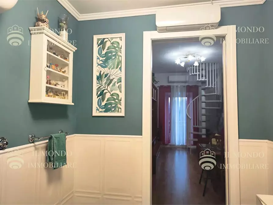 Immagine 29 di Casa trifamiliare in vendita  in Viale Luigi Greco Cretone a Palombara Sabina