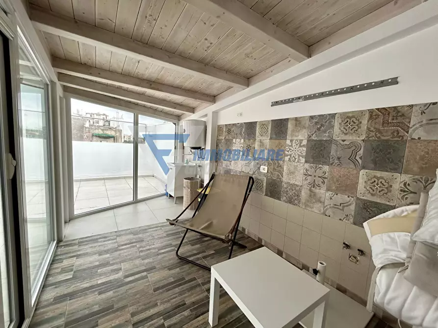 Immagine 2 di Casa trifamiliare in vendita  in via isonzo a Siracusa