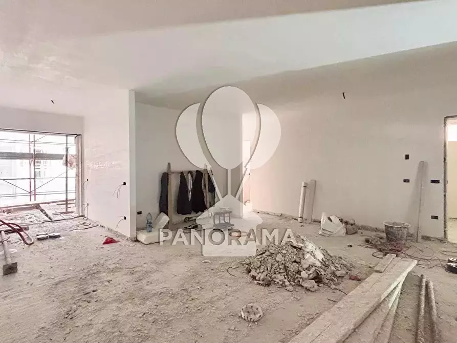 Immagine 3 di Casa trifamiliare in vendita  in Via Allegrezza a Alcamo