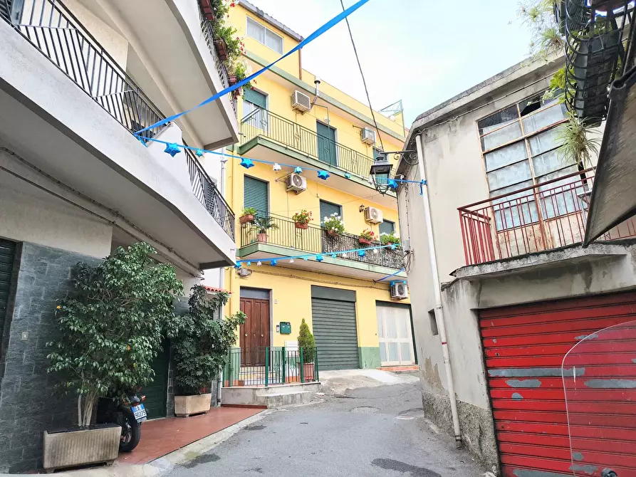 Immagine 22 di Casa trifamiliare in vendita  in Via San Nicolò a Messina