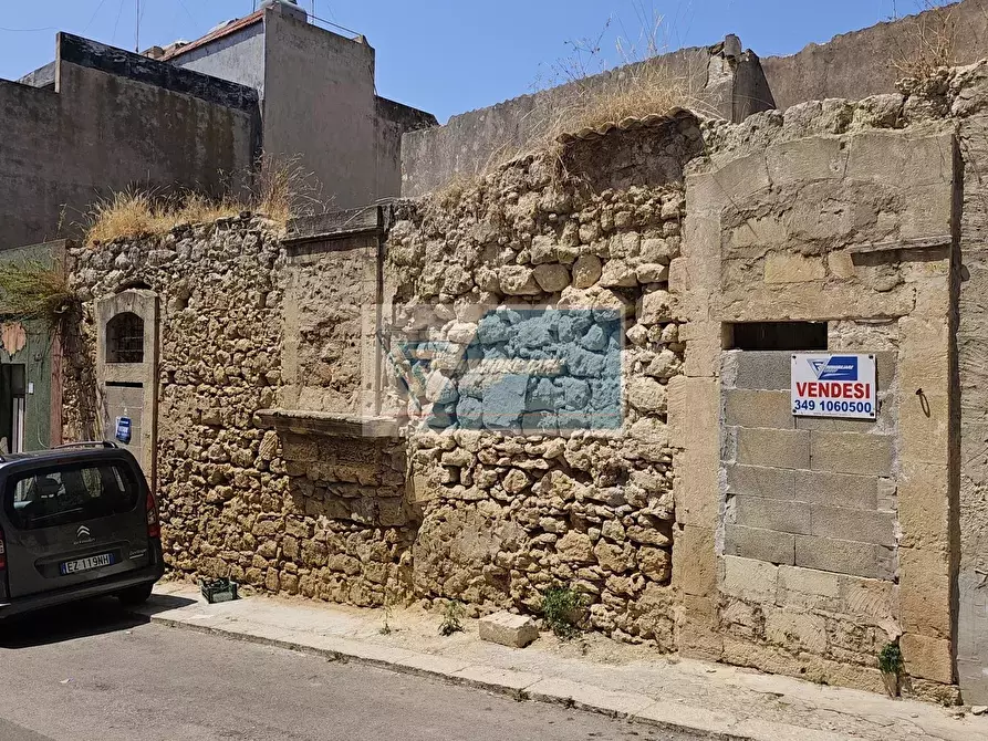 Immagine 4 di Casa trifamiliare in vendita  a Pachino