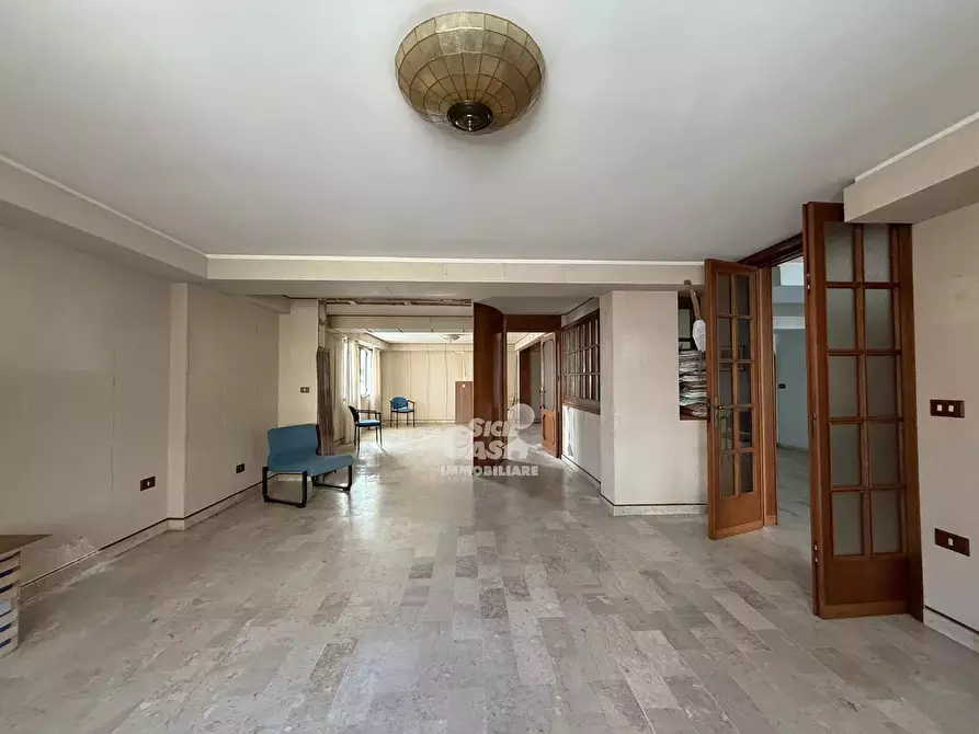 Immagine 10 di Castello in vendita  a Marsala