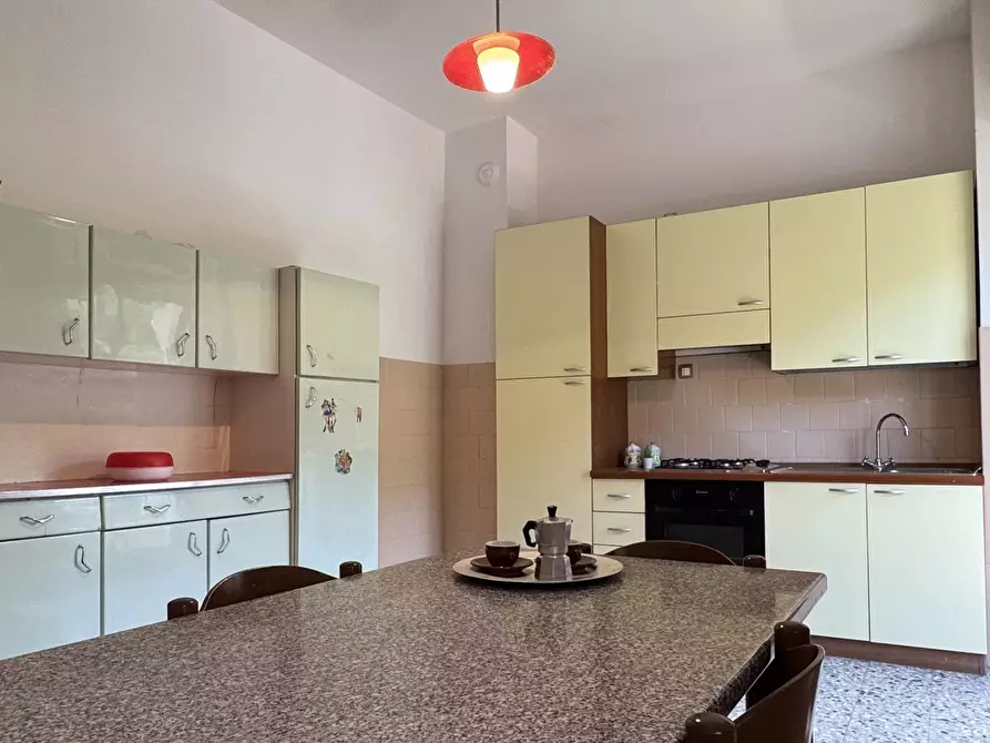 Immagine 12 di Casa trifamiliare in vendita  in Contrada Guarassano a Cosenza