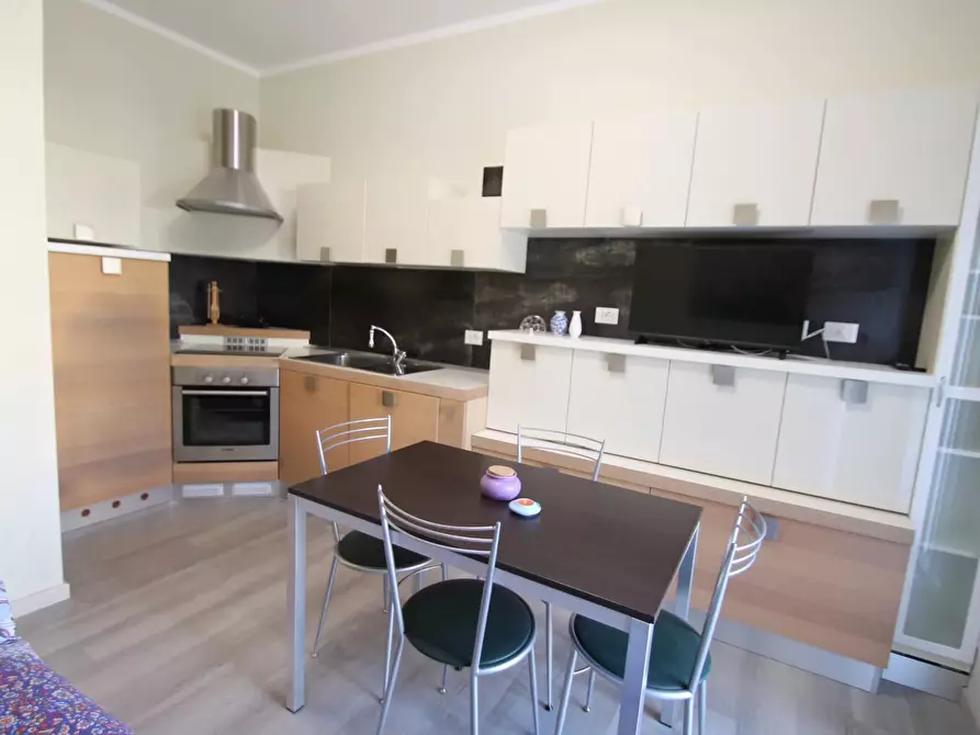 Immagine 2 di Casa trifamiliare in affitto  in Via Tevere, 9 a Borghetto Santo Spirito