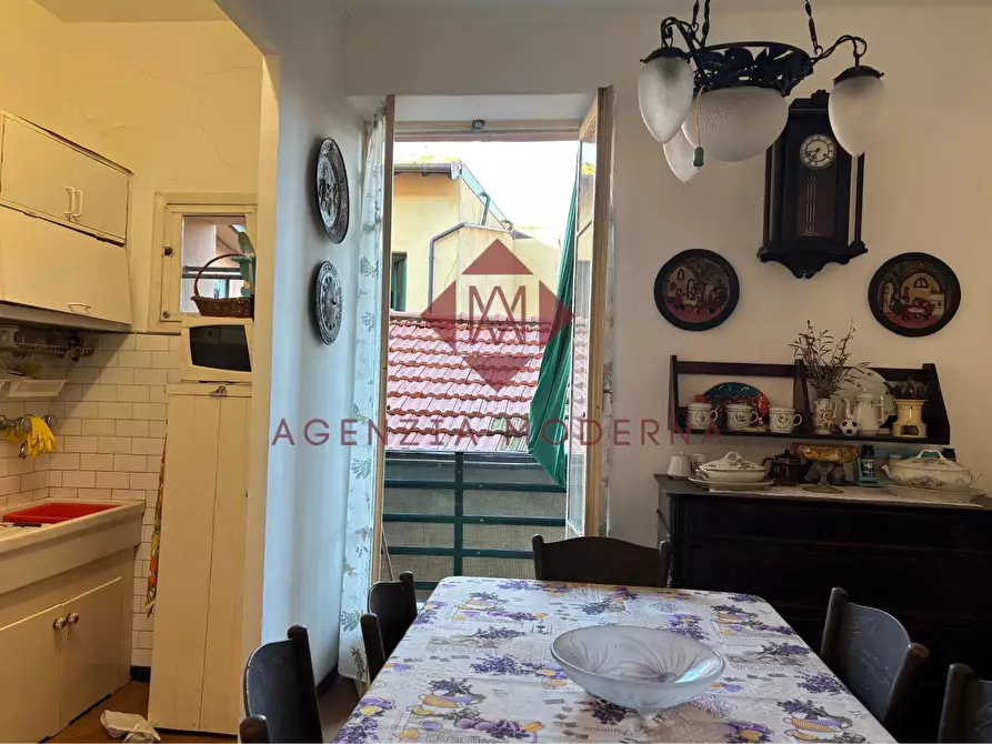 Immagine 15 di Casa trifamiliare in vendita  in Via Ernesto Chiappori, 8 a Ventimiglia
