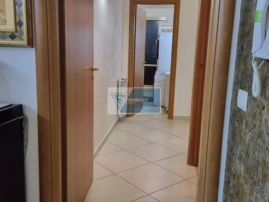 Immagine 11 di Casa trifamiliare in vendita  in Piazza Carlo Cavarra, 10 a Buccheri