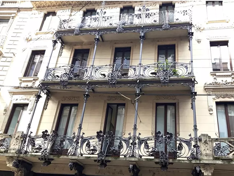 Immagine 9 di Castello in affitto  in Via Spadari a Milano