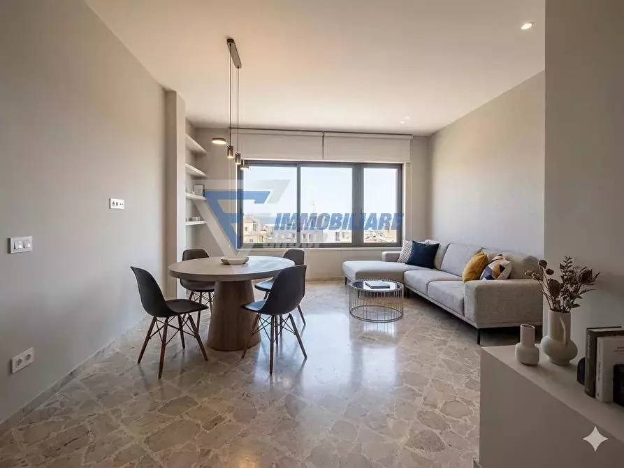 Immagine 1 di Casa trifamiliare in vendita  in Via Filisto a Siracusa