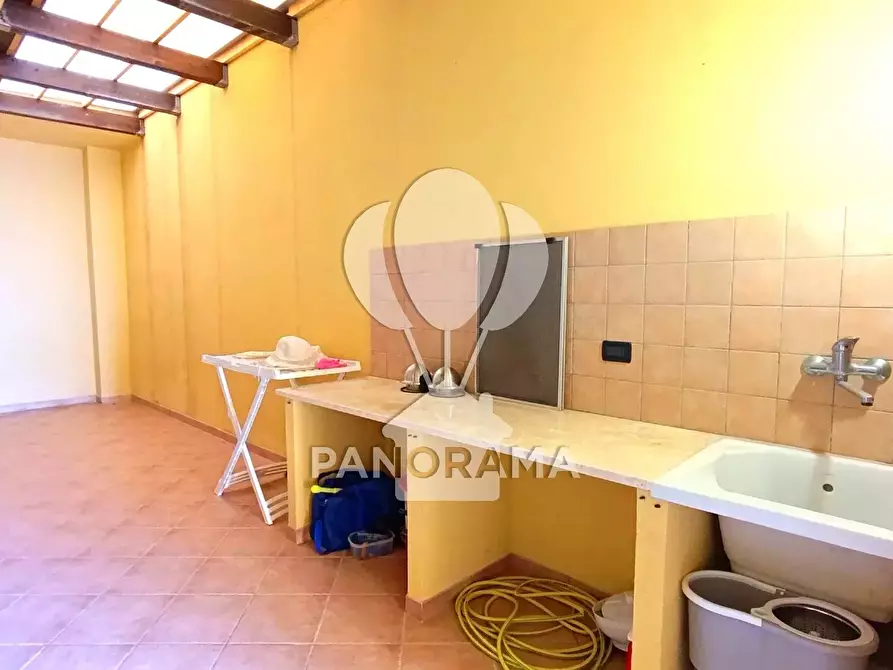 Immagine 29 di Casa trifamiliare in vendita  a Alcamo