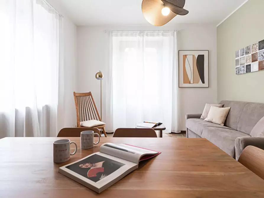 Immagine 4 di Casa trifamiliare in vendita  in Via Lazzaro Palazzi, 6 a Milano