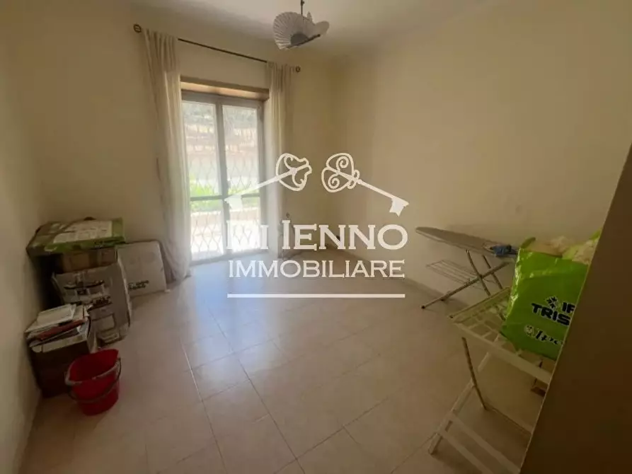 Immagine 24 di Casa trifamiliare in vendita  in Via Terranuova Bracciolini a Roma