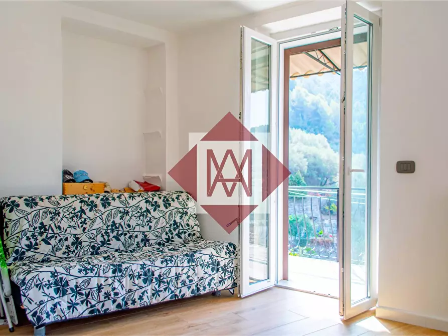 Immagine 7 di Casa trifamiliare in vendita  in Case Baussi, 39 a Ventimiglia