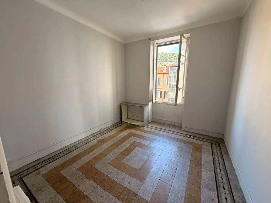 Immagine 3 di Casa trifamiliare in vendita  a Ventimiglia