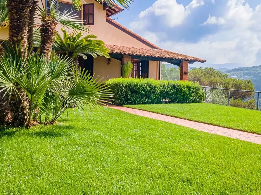 casa indipendente in vendita a Camporosso