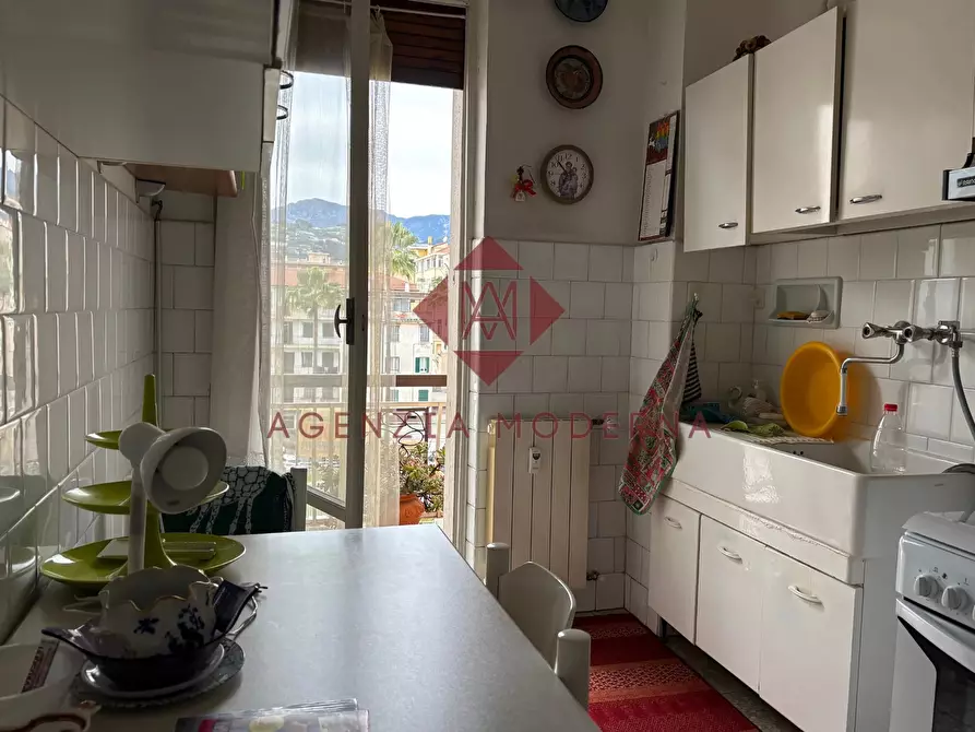 Immagine 6 di Casa trifamiliare in vendita  in Via Sottoconvento, 55 a Ventimiglia