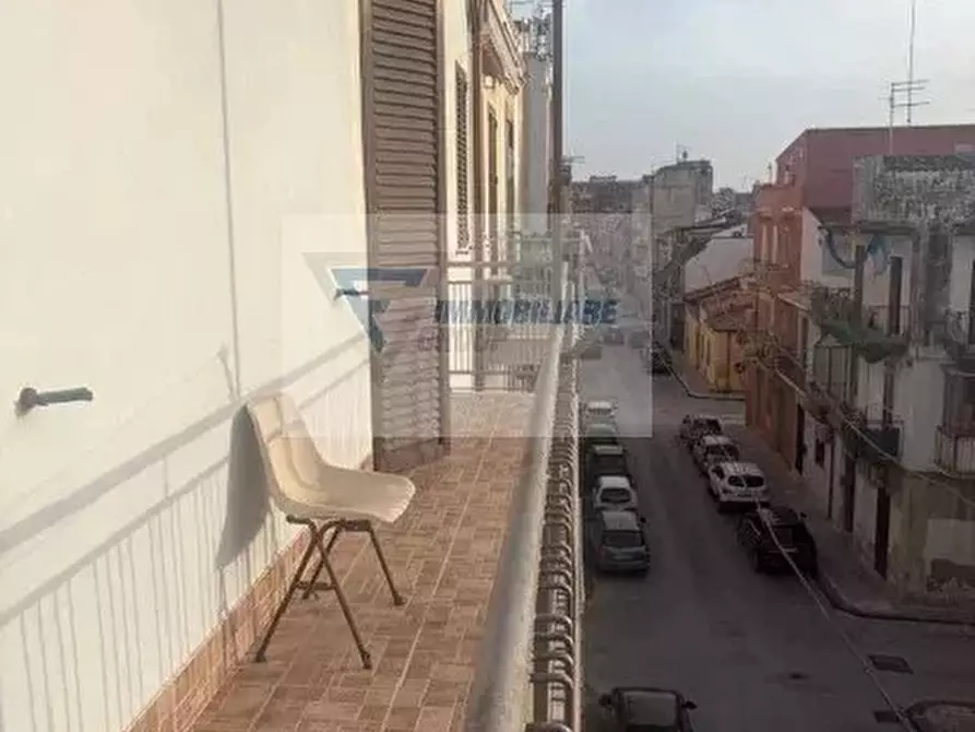 Immagine 9 di Casa trifamiliare in vendita  in Via Bainsizza a Siracusa