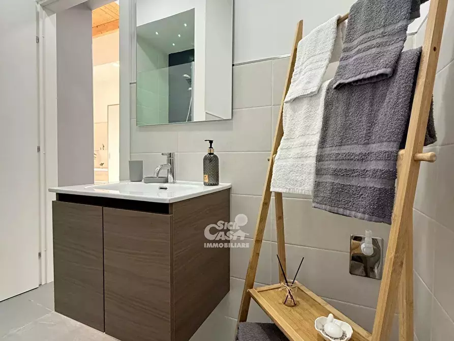 Immagine 4 di Casa trifamiliare in affitto  a Marsala