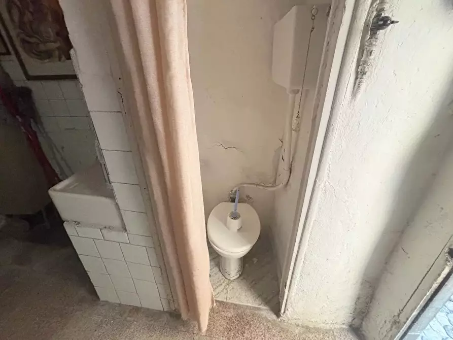 Immagine 5 di Casa trifamiliare in vendita  in Vico Sotto Forni, 10 a Ventimiglia