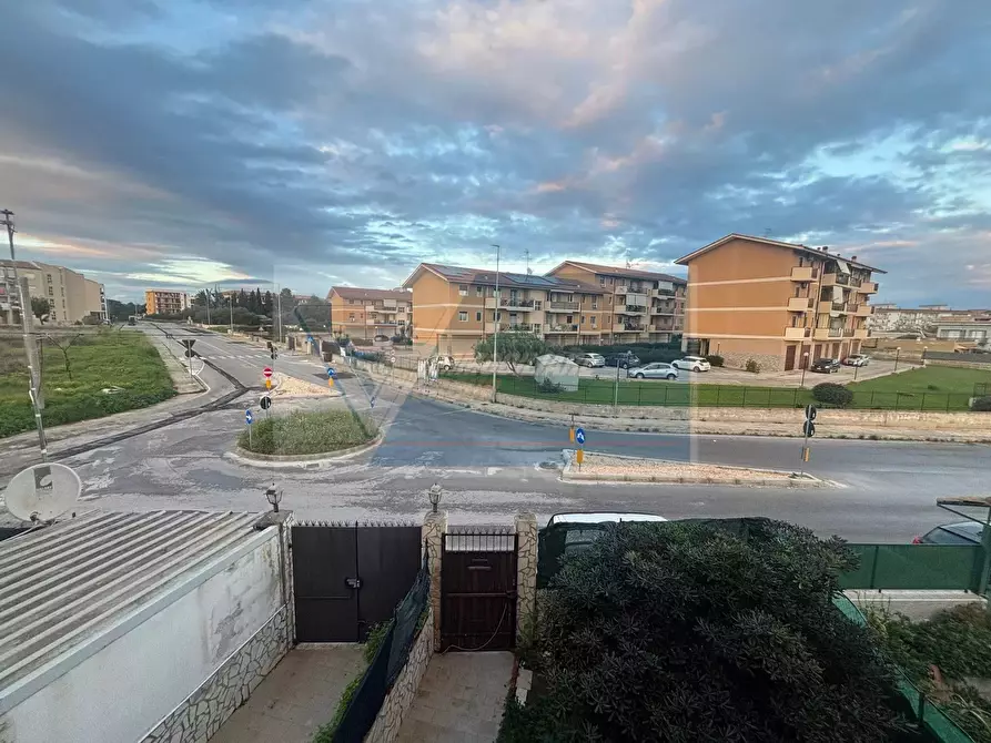 Immagine 6 di Casa trifamiliare in vendita  in Via Monti Nebrodi a Siracusa