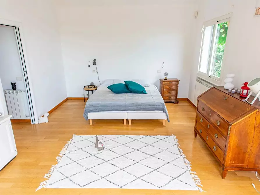 Immagine 18 di Terreno edificabile in vendita  a Ventimiglia