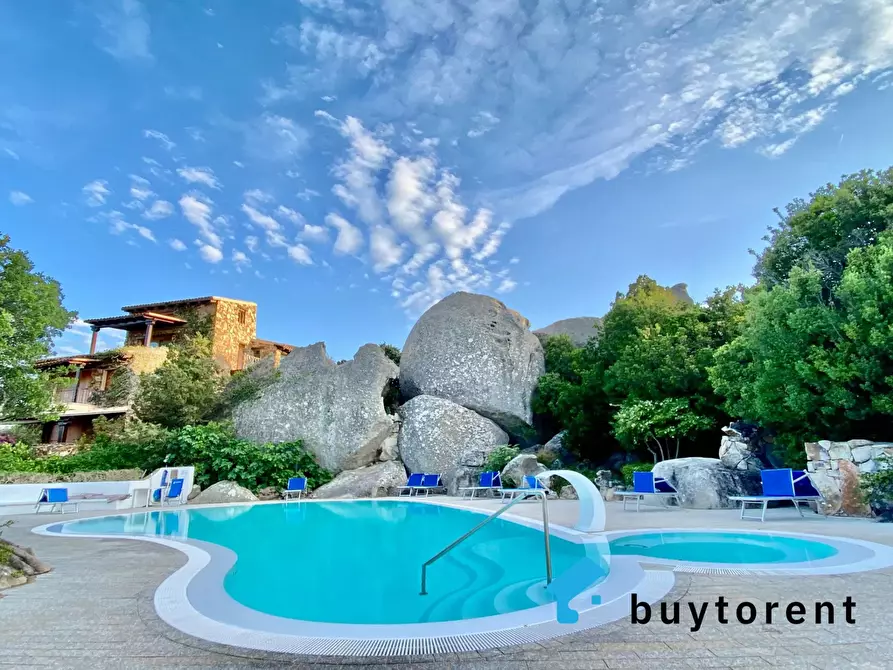 Immagine 12 di Casa trifamiliare in vendita  in Via Su Pinnone, 3/2 a Olbia