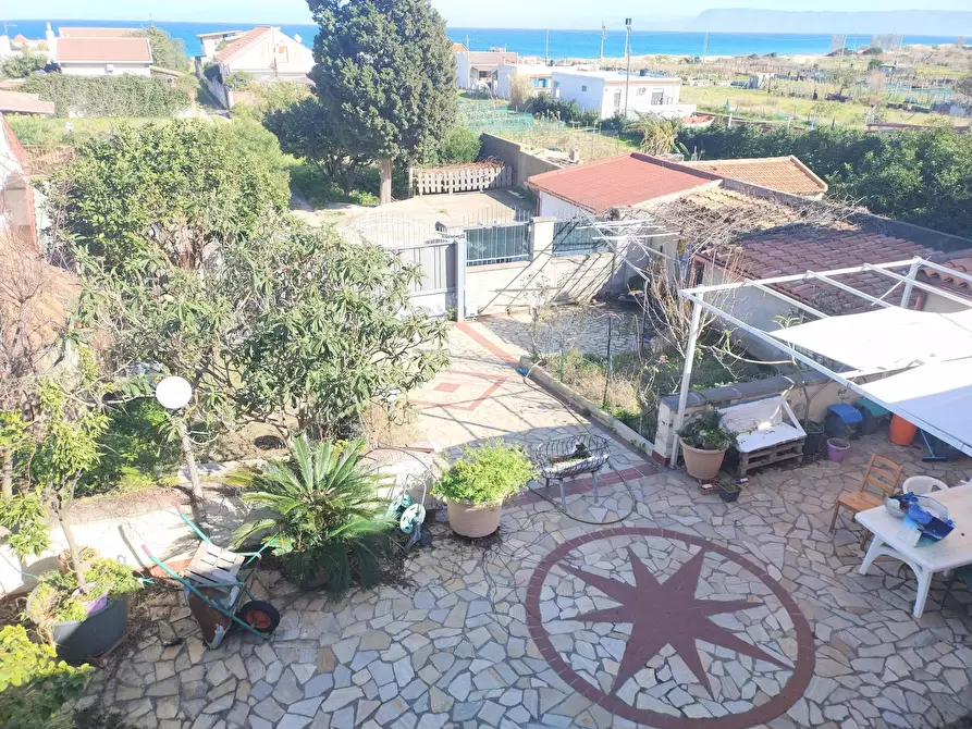 Immagine 3 di Casa trifamiliare in vendita  in statale 113,  casabianca, messina a Messina