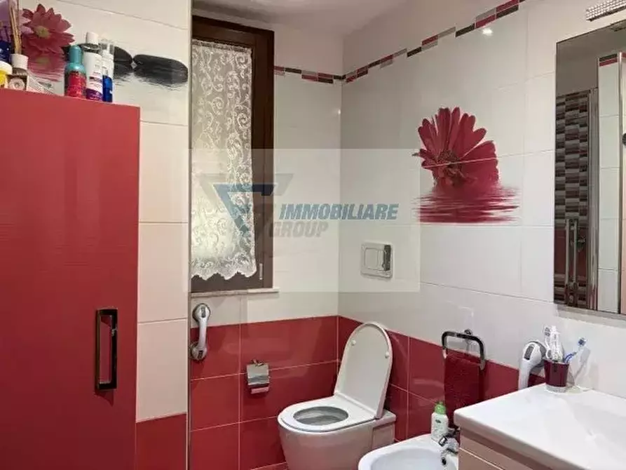 Immagine 39 di Casa trifamiliare in vendita  in Via Brancati a Buccheri