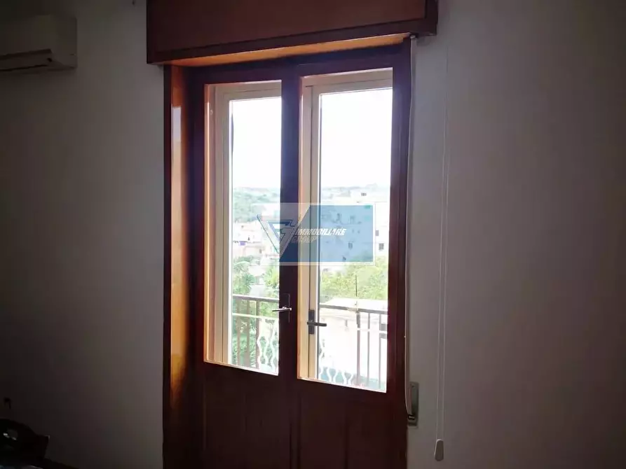 Immagine 17 di Casa trifamiliare in vendita  a Noto