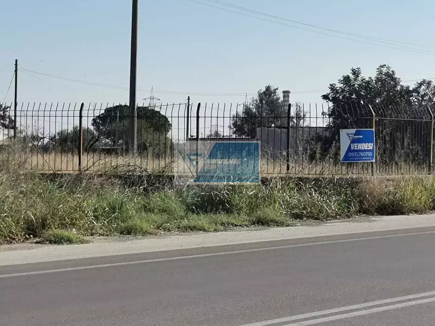 Immagine 4 di Terreno in vendita  in Strada Statale 114 Orientale Sicula a Priolo Gargallo