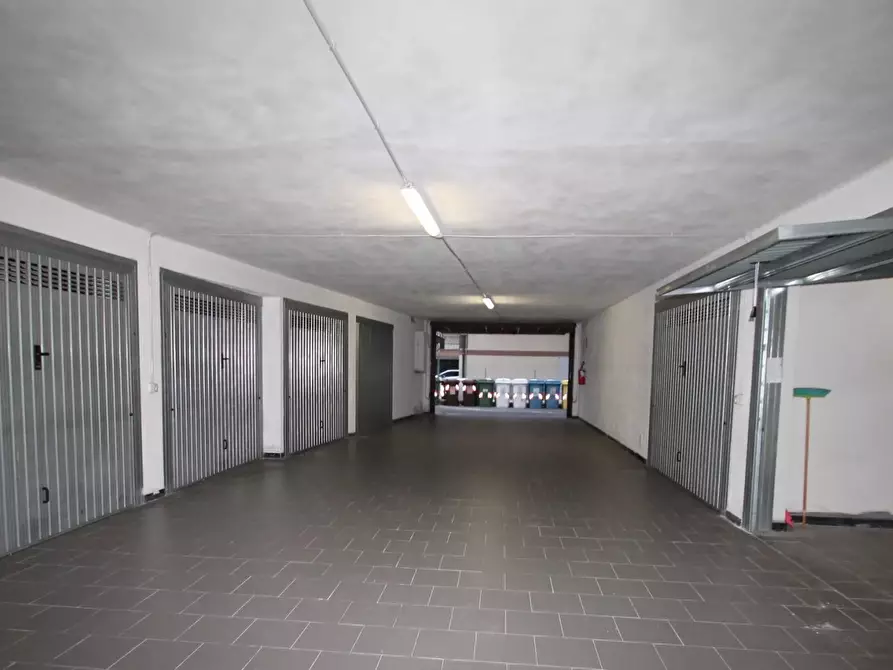 Immagine 12 di Appartamento in vendita  in Piazza Gramsci a Borghetto Santo Spirito