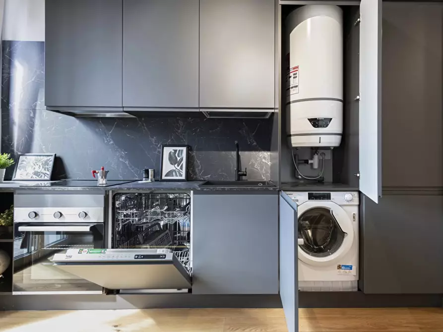 Immagine 7 di Casa trifamiliare in affitto  in Via Ravenna, 14 a Milano