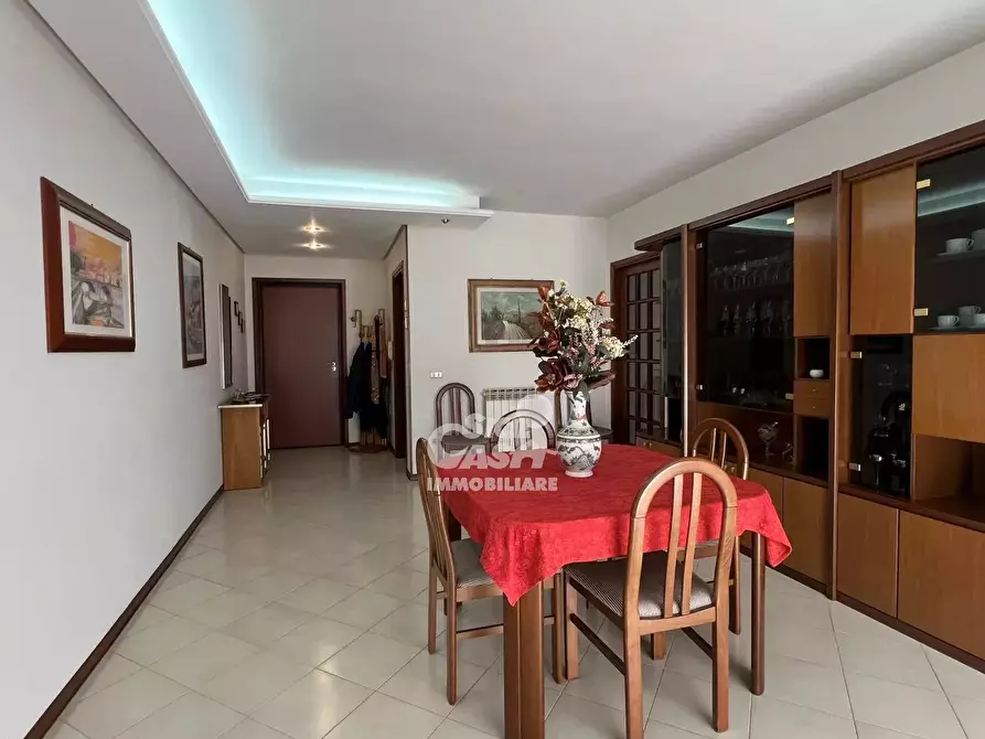 Immagine 3 di Casa trifamiliare in vendita  a Marsala