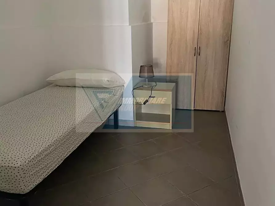 Immagine 4 di Casa trifamiliare in vendita  in Via Como a Buccheri