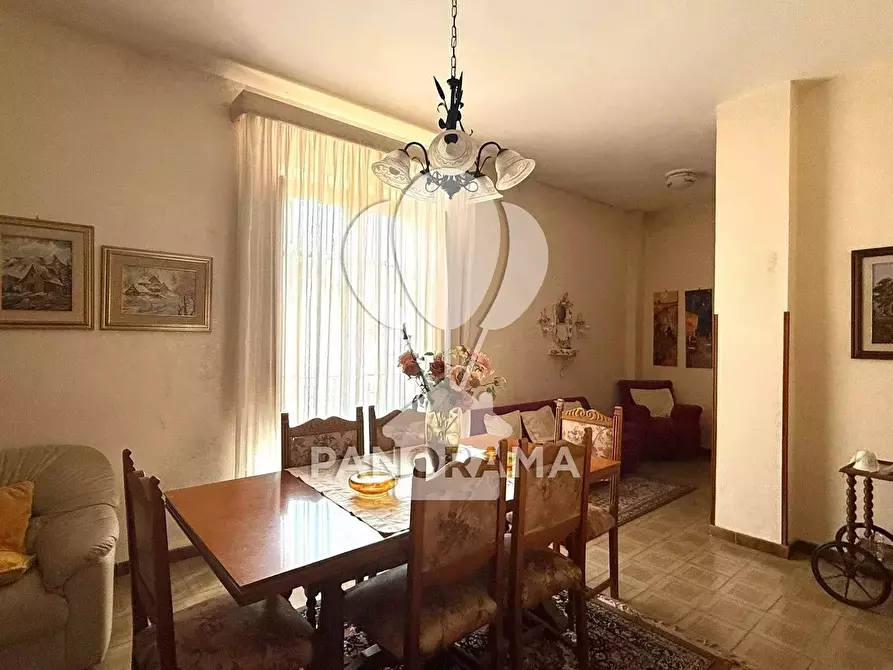 Immagine 10 di Casa trifamiliare in vendita  in Via Luigi Pirandello a Balestrate