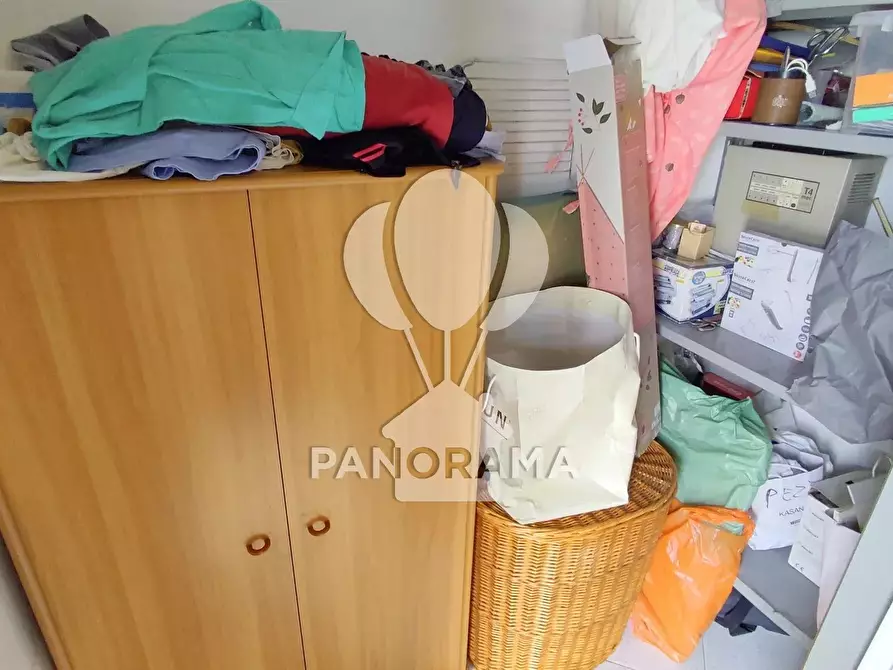 Immagine 29 di Casa trifamiliare in vendita  in Via Florio a Alcamo