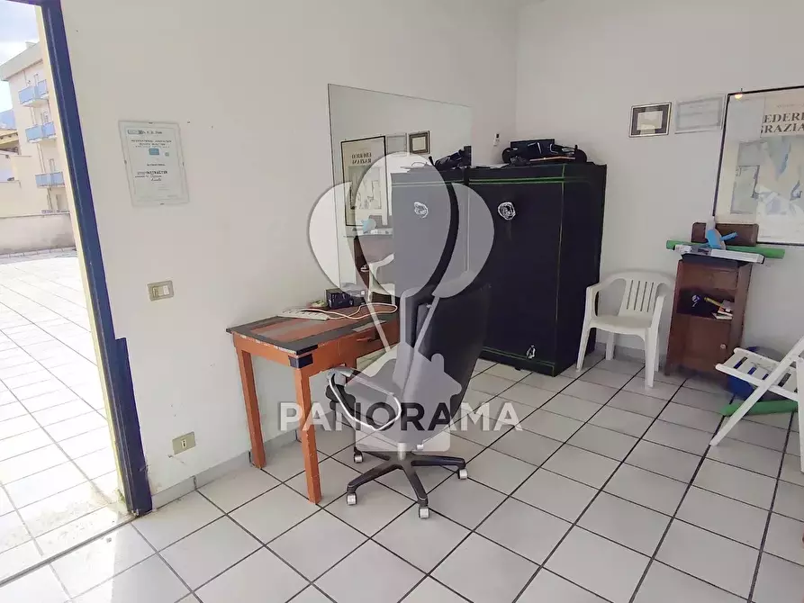 Immagine 16 di Casa trifamiliare in vendita  in Via Florio a Alcamo